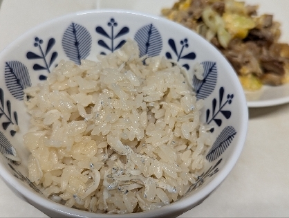 香りがたまらない♡シンプル♡しらすの炊き込みご飯
