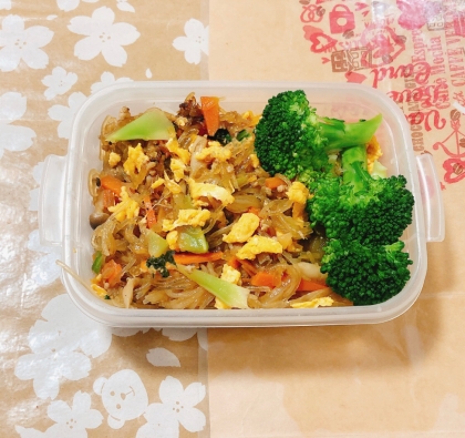 別ゆで不要で超特急♡ひき肉と小松菜のチャプチェ
