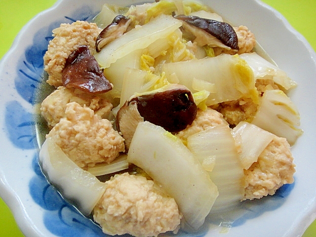 鶏団子と白菜椎茸の煮物
