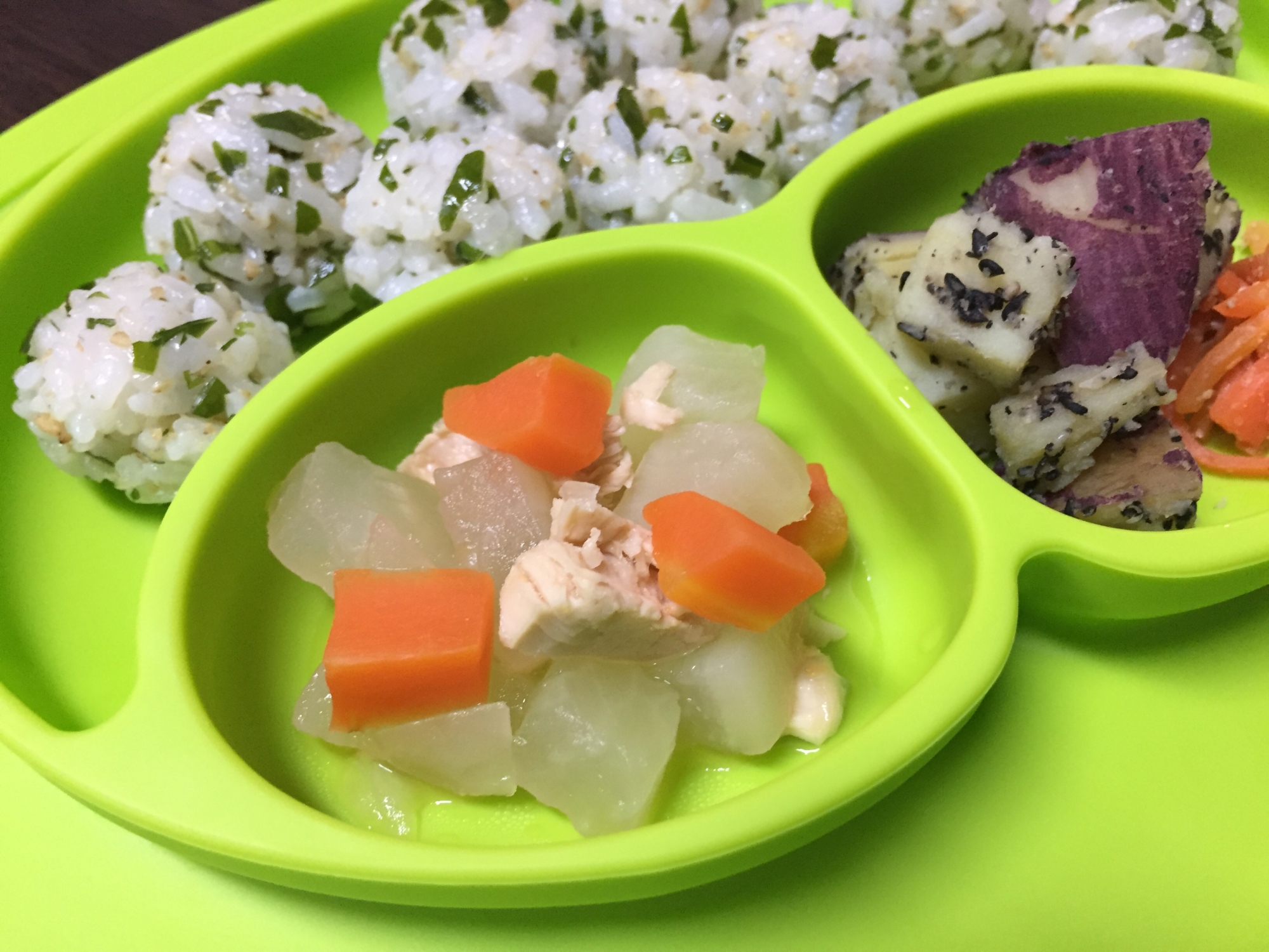 【離乳食 完了期】やさしい味♡鶏と大根の煮物