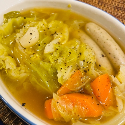 野菜の旨味満載！キャベツとキノコの和風ポトフ