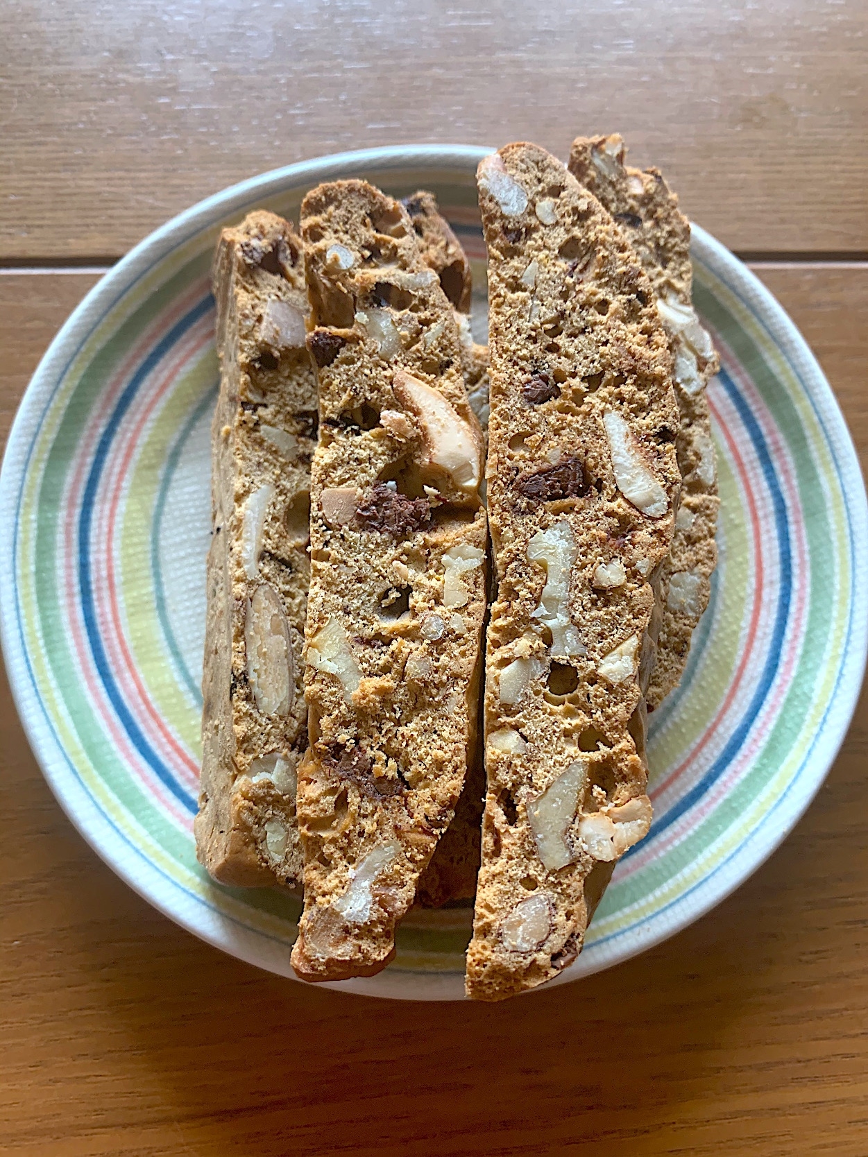 ボール1つでつくる!堅くて美味しいビスコッティ