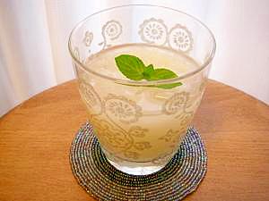 HOTでもICEでも ☆ はちみつレモンカルピス♪