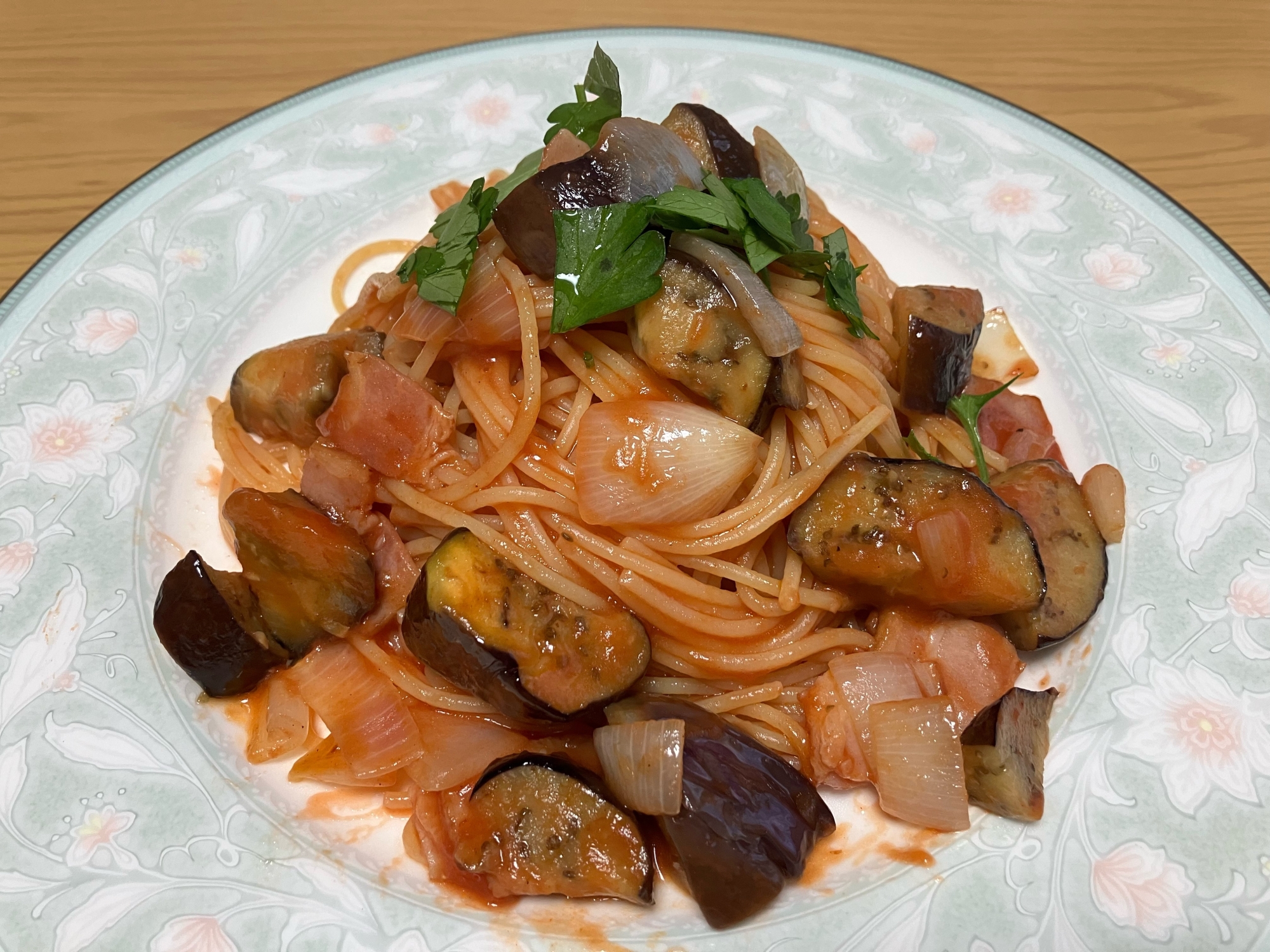 ベーコンと茄子と椎茸と玉ねぎのパスタ☆彡