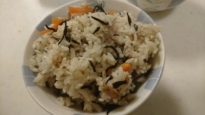 大葉無し、にんじん追加して作りました。
黒いものは警戒する息子もがっつり食べる美味しさ。
ごちそうさまでした！