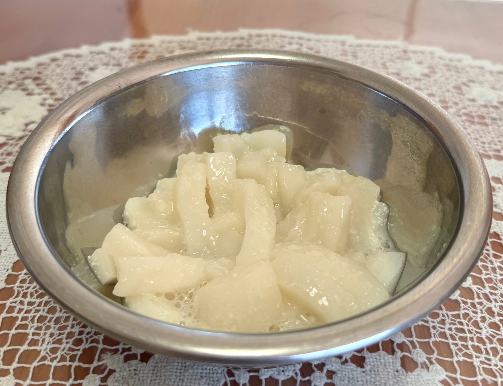 作り置きの塩麹にひと晩漬けて旨みUPの☆ロールイカ