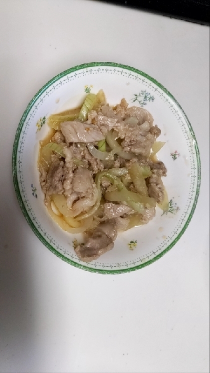 新玉ねぎと豚肉の生姜炒め