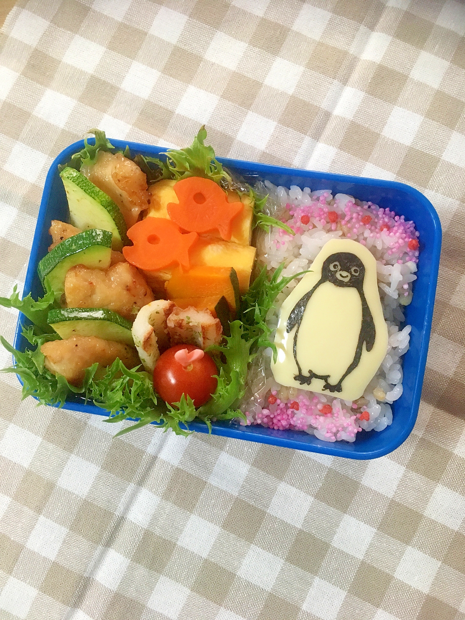 簡単海苔アート キャラ弁☆suicaのペンギン弁当