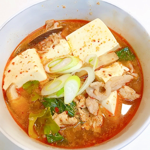 豚肉と大根とチンゲンサイの☆簡単ゲキ辛い豆腐チゲ