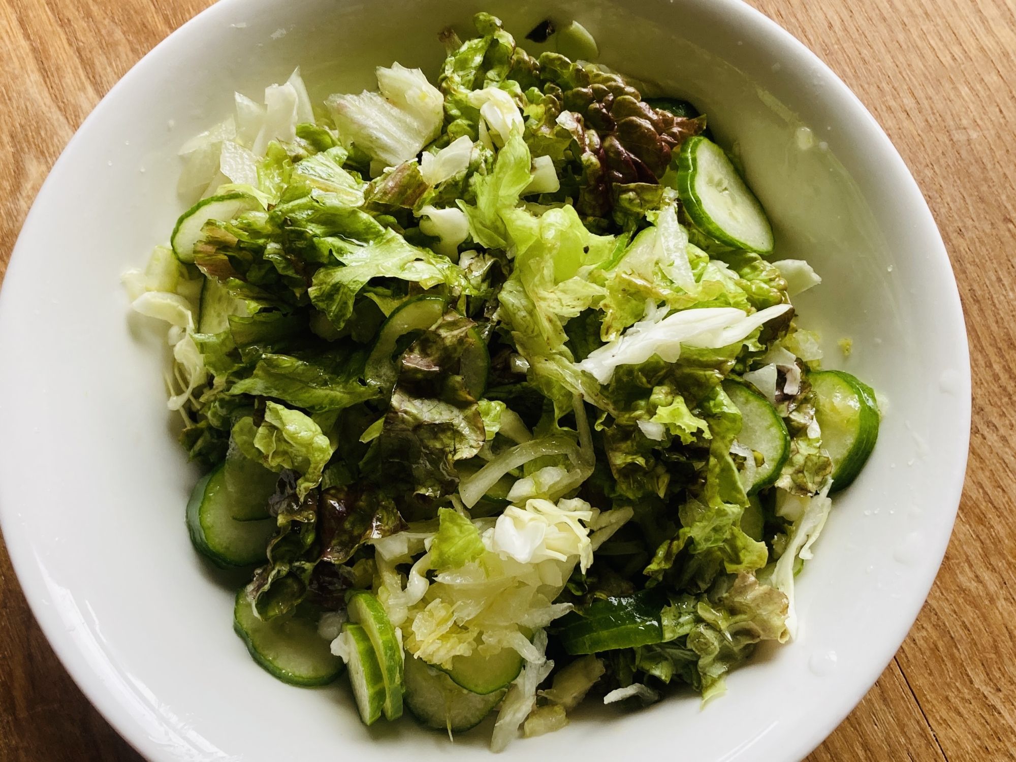 セロリのグリーンサラダ