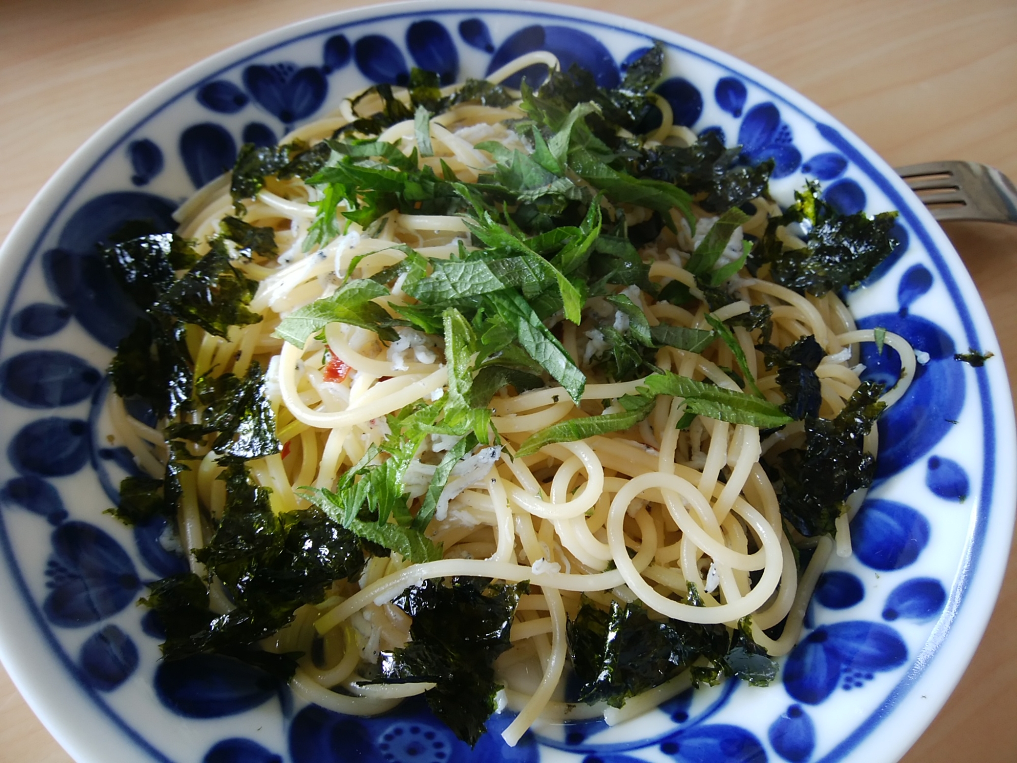 しらすと大葉と海苔のパスタ