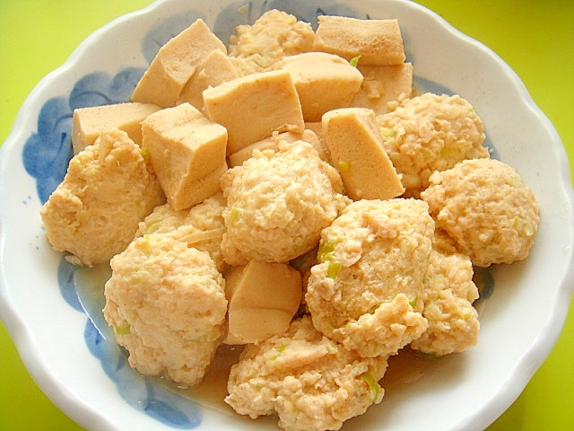 鶏団子と高野豆腐の煮物