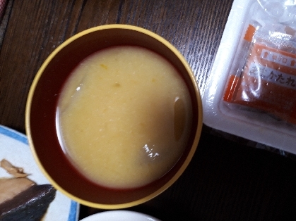 玉ねぎとカボチャとチーズの味噌汁 レシピ 作り方 By ぴさきのマリちゃん 楽天レシピ