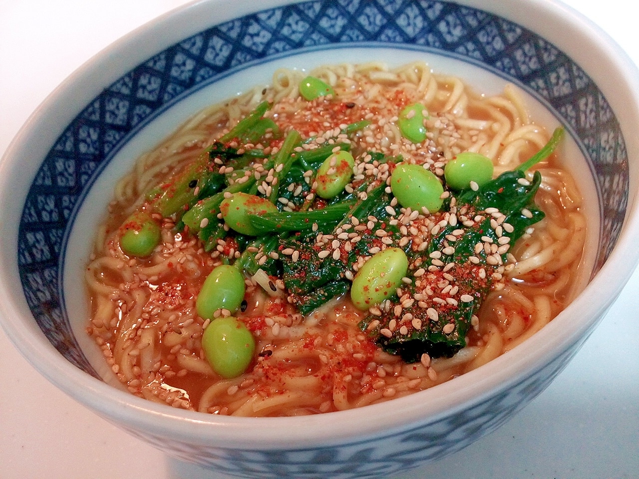 ほうれん草と枝豆と白ごまの味噌ラーメン レシピ・作り方 by ぷ〜みぃ