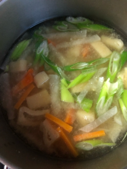 根菜と油揚げのお味噌汁