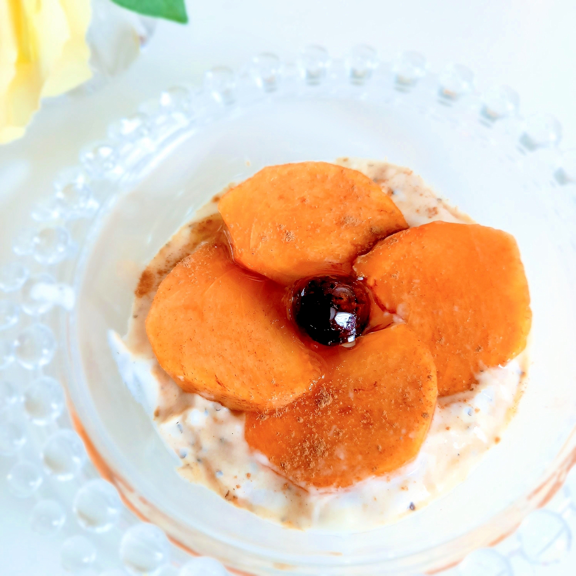 美活しましょᕷ*柿とブルーベリーのヨーグルトꕤ୭*