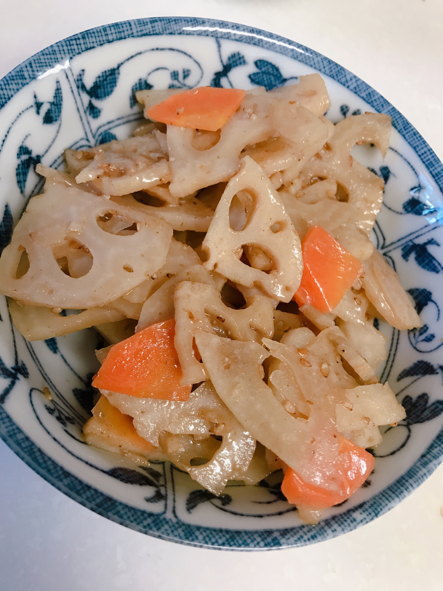 麺つゆで蓮根と人参のきんぴら