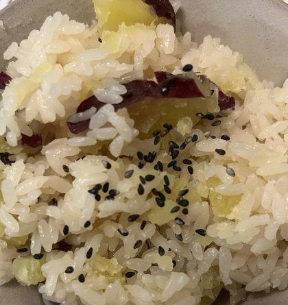 ほっこり秋味♡さつま芋ご飯