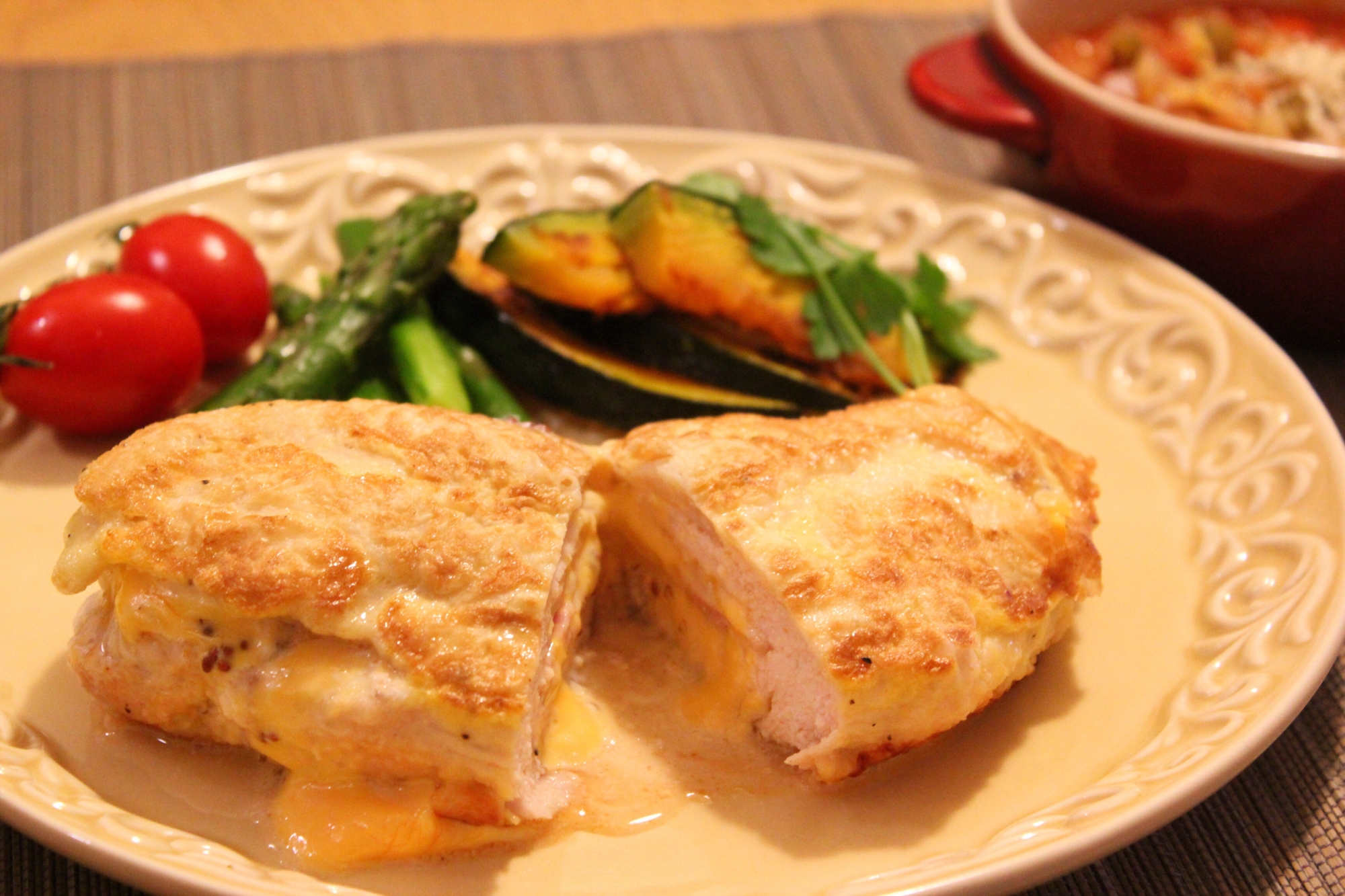 簡単カフェ風 チキンのチーズはさみ焼き カレー風味 By アンナのキッチン レシピサイト Nadia ナディア プロの料理家のおいしいレシピ