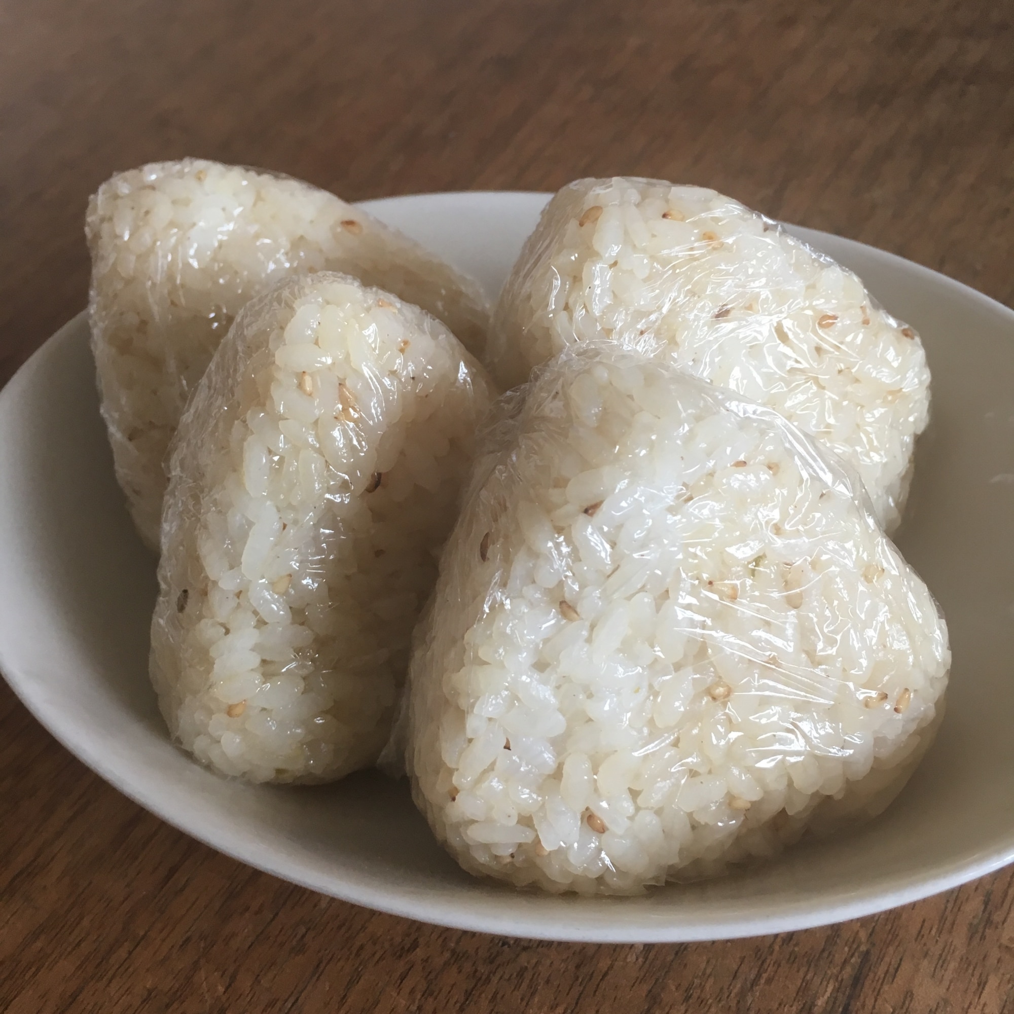 冷やご飯で、簡単味付けおにぎり