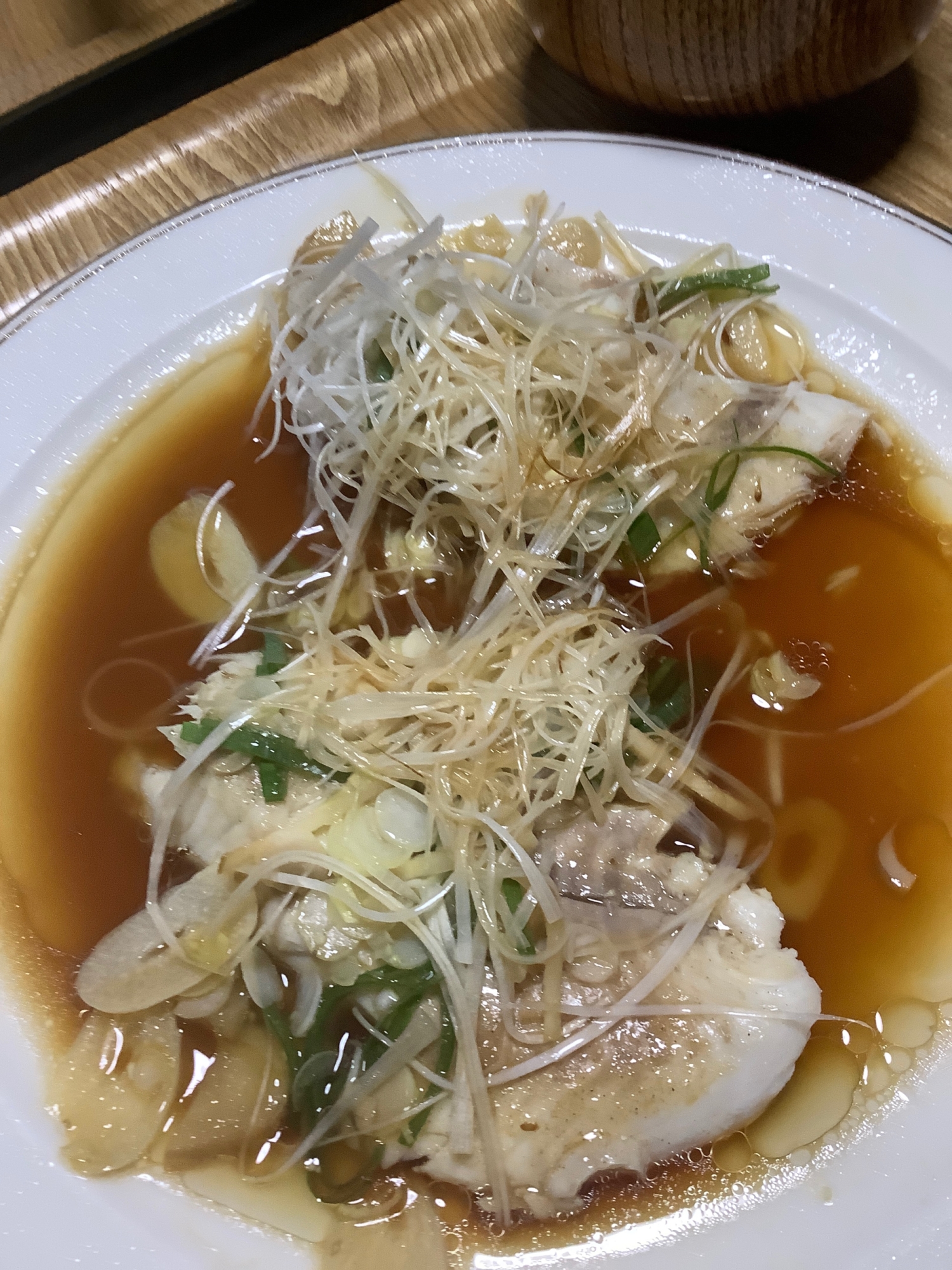 スズキの中華ソースがけ