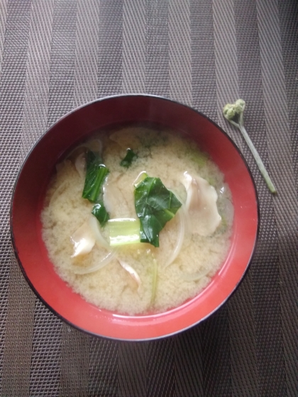 小松菜しめじ♪お味噌汁✧˖°