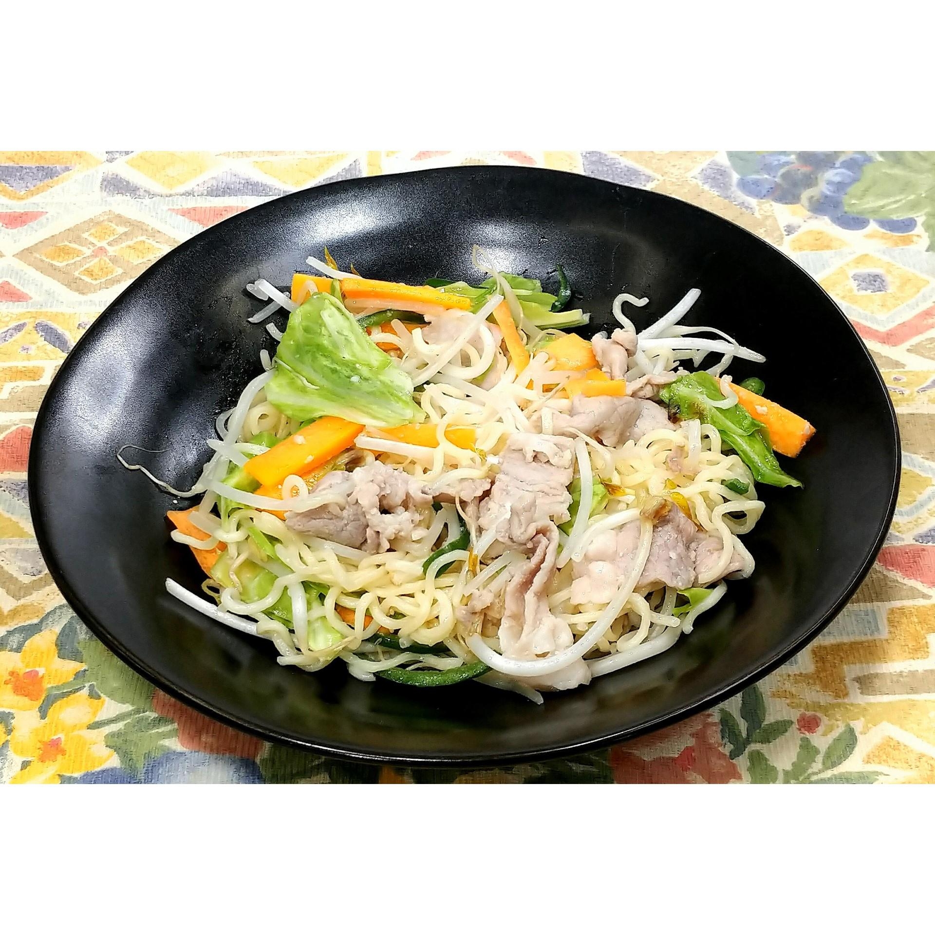 優しい味付けに！！塩麹焼きそば★動画あり★