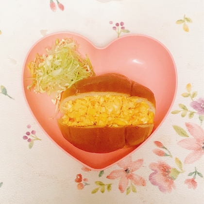 料理初心者主婦の簡単料理さん♡ロールパンで代わりに作らせていただきました˚✧₊⁎朝食にとても美味しかったです‎꒰ ¨̮͚ ꒱♪ْ˖⋆˚*素敵なレシピありがとうご