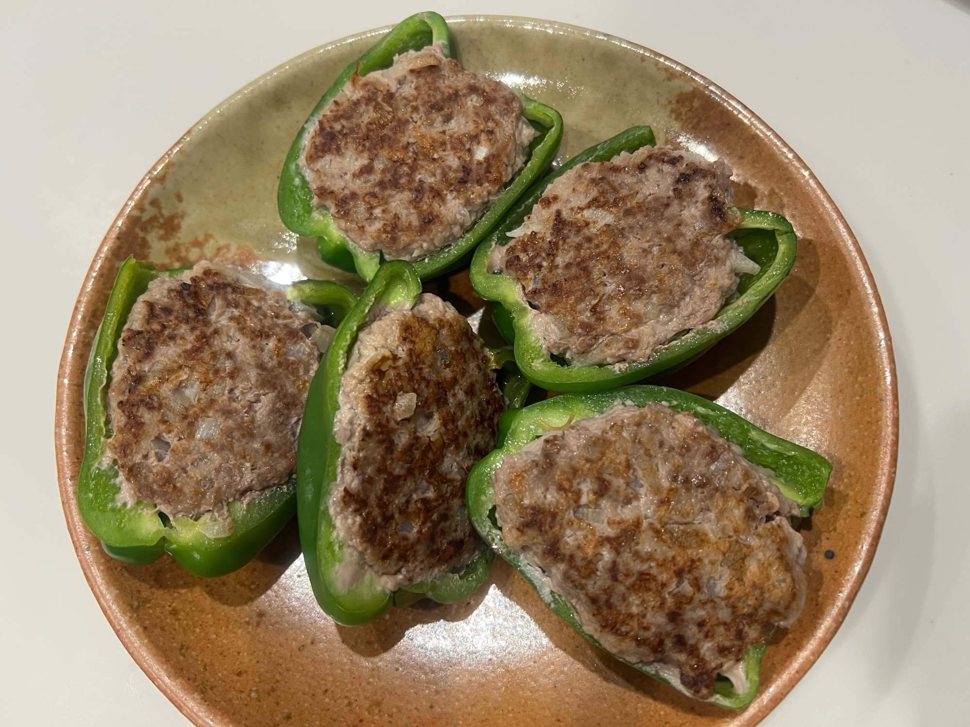 ピーマンの肉詰め