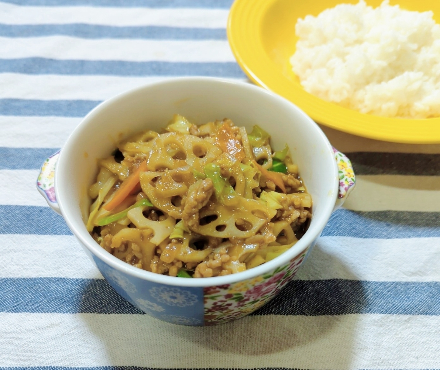 レンコンとキャベツ入り☆カレー