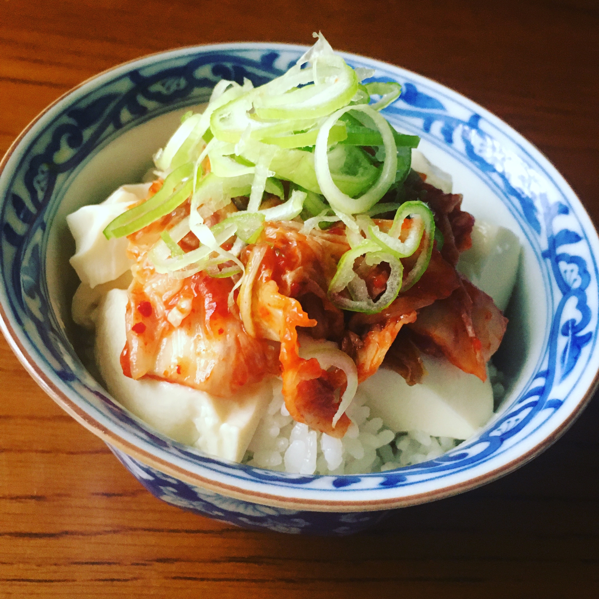 栄養満点、簡単豆腐キムチ丼