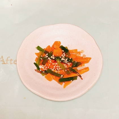 包丁不要♡レンジで簡単♡にんじんとにらのナムル