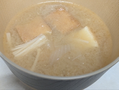 厚揚げとえのきと玉ねぎのお味噌汁☆