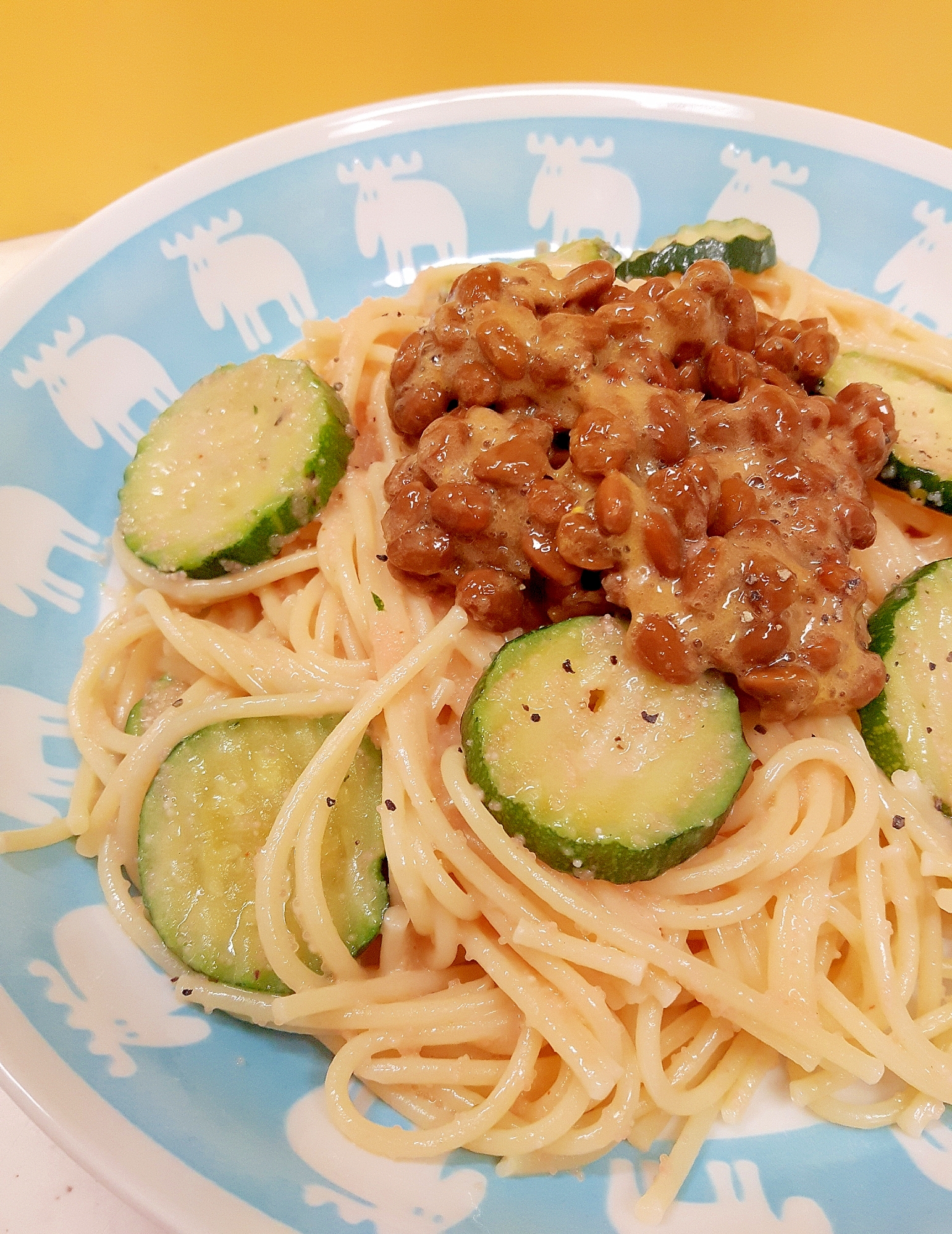 たっぷり納豆(^^)辛子明太子とズッキーニのパスタ