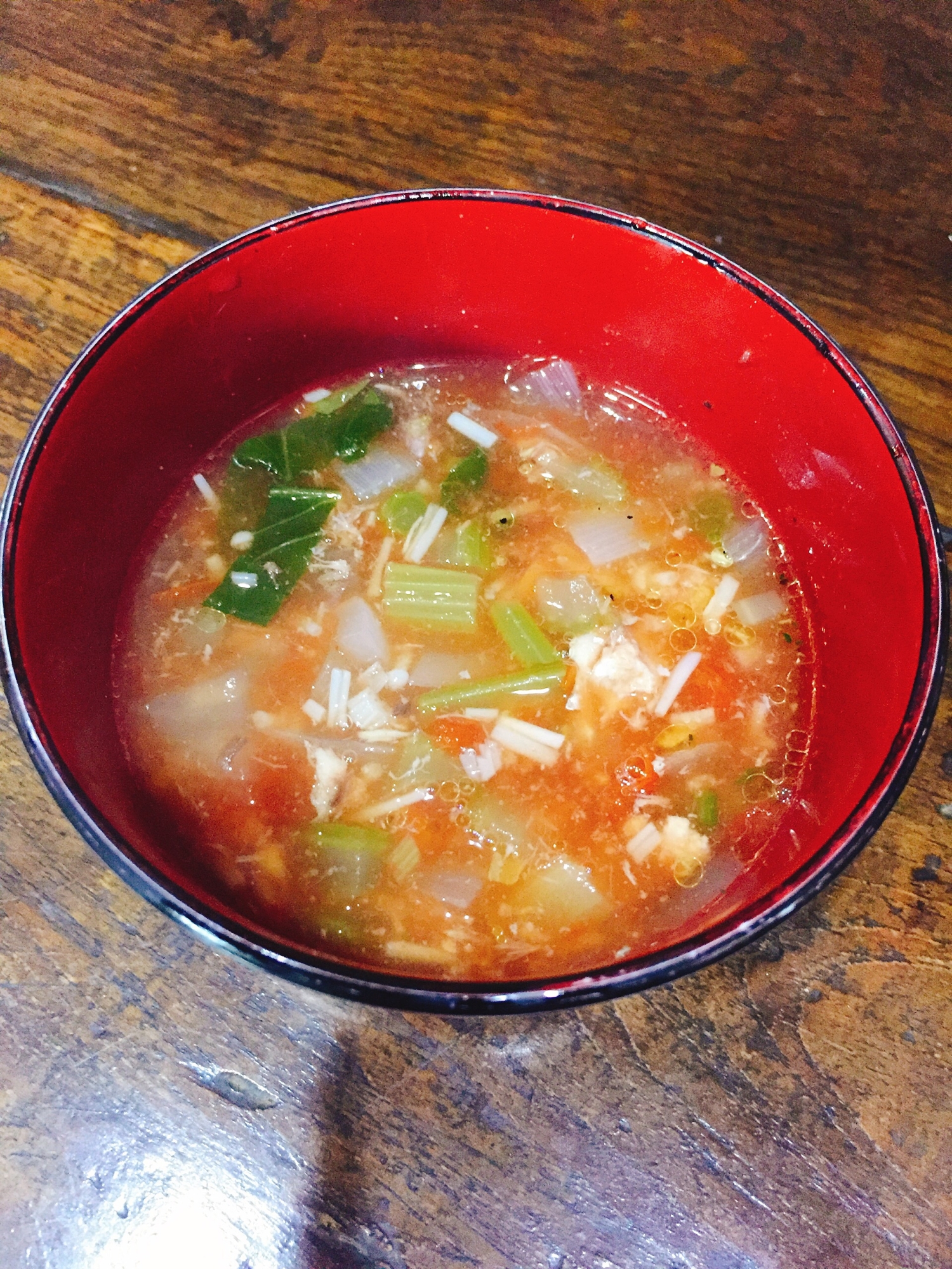 鯖缶入り トマトスープ