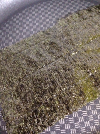 フライパンで焼き海苔 レシピ 作り方 By 愛犬777 楽天レシピ フライパンで焼き海苔 レシピ 作り方 By 愛犬777 楽天レシピ