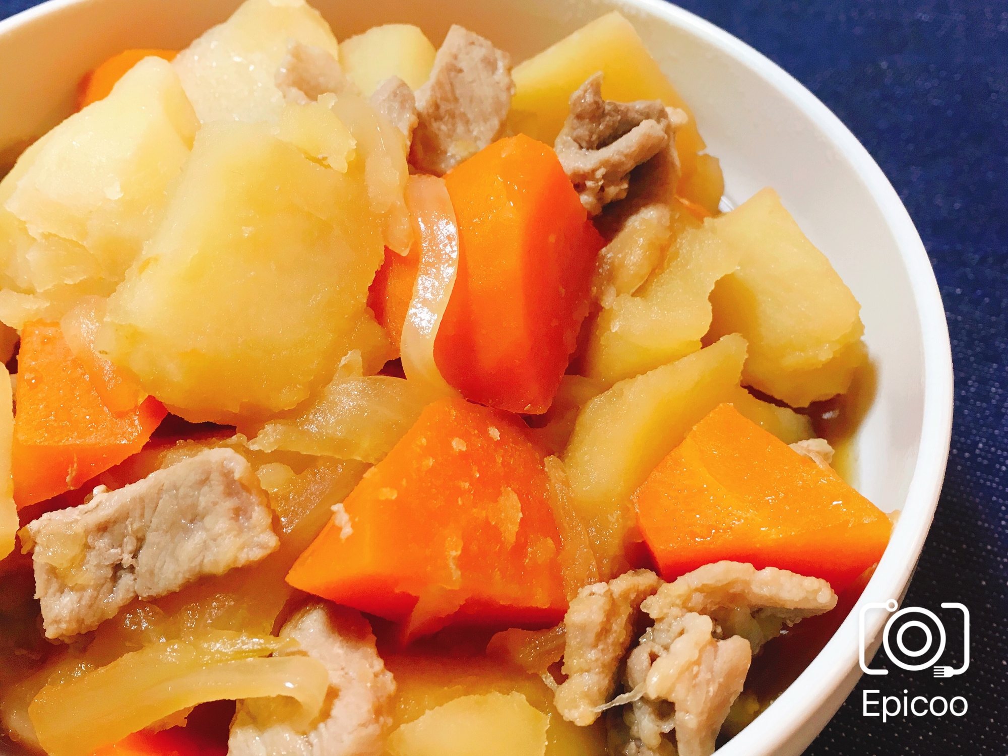 麺つゆだけで!肉じゃが