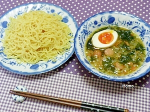 辛口なめ茸が隠し味のつけ麺