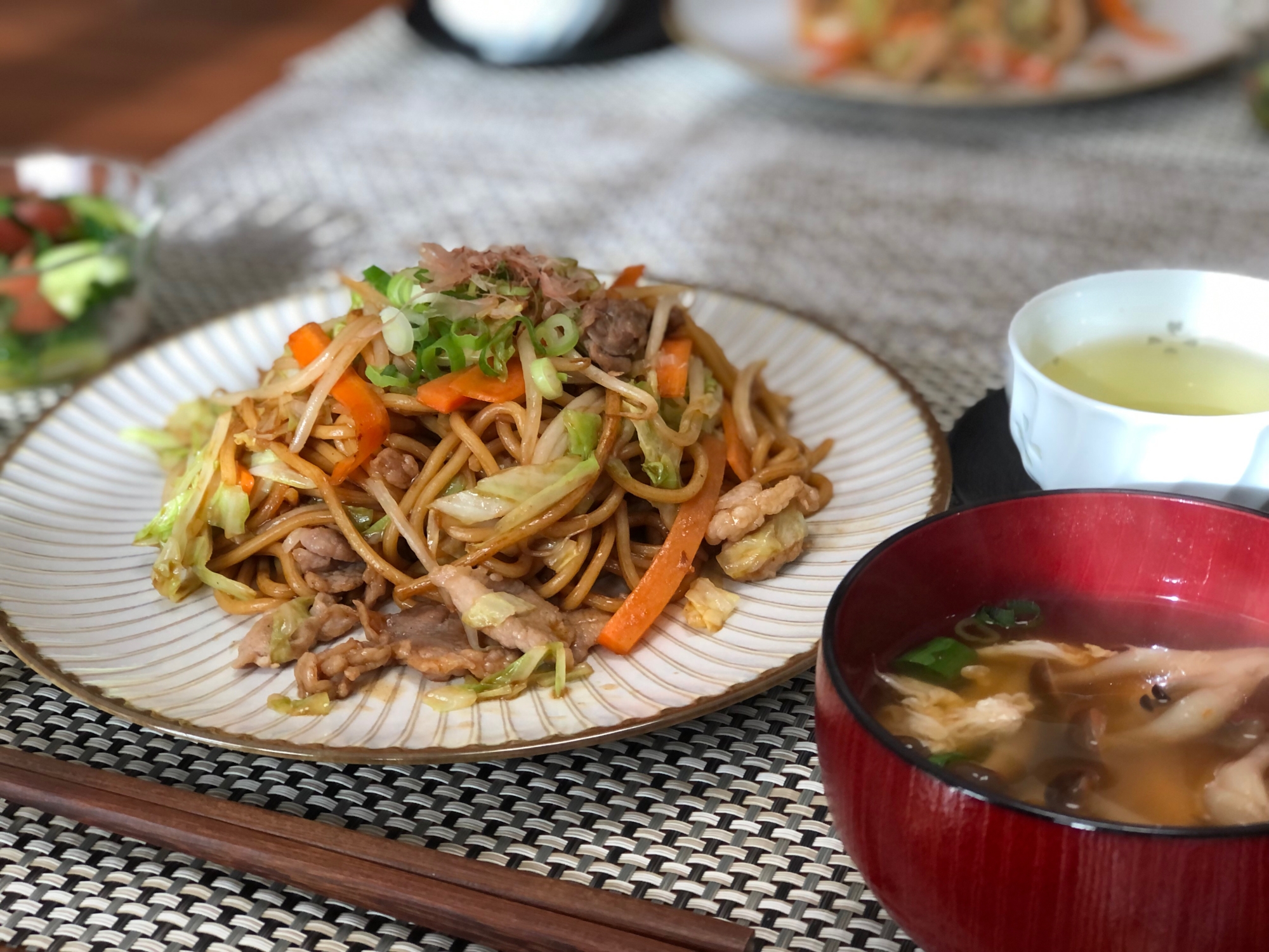 千切り野菜のソース焼きそば