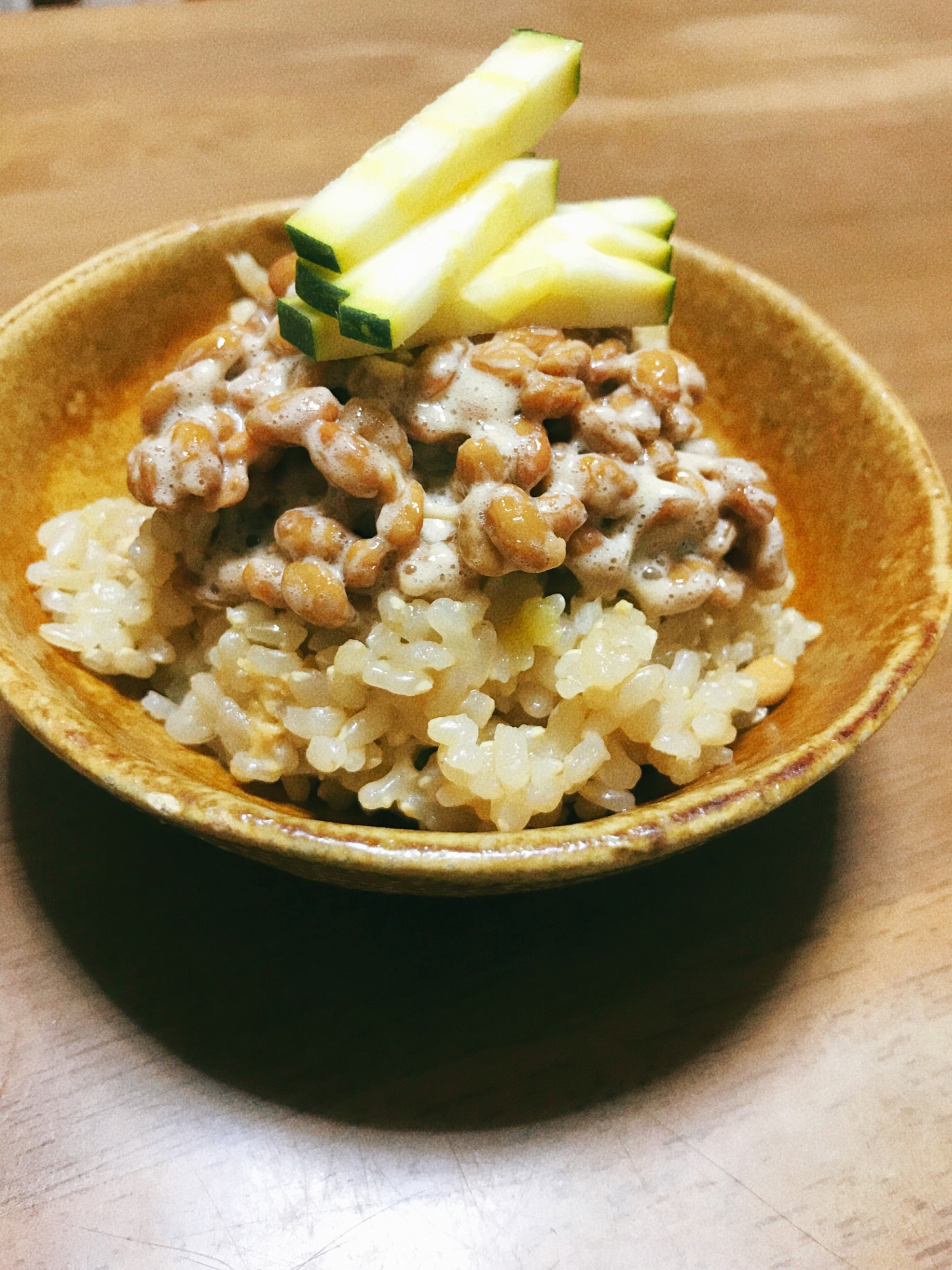 さっぱりポン酢でズッキーニと納豆のせご飯