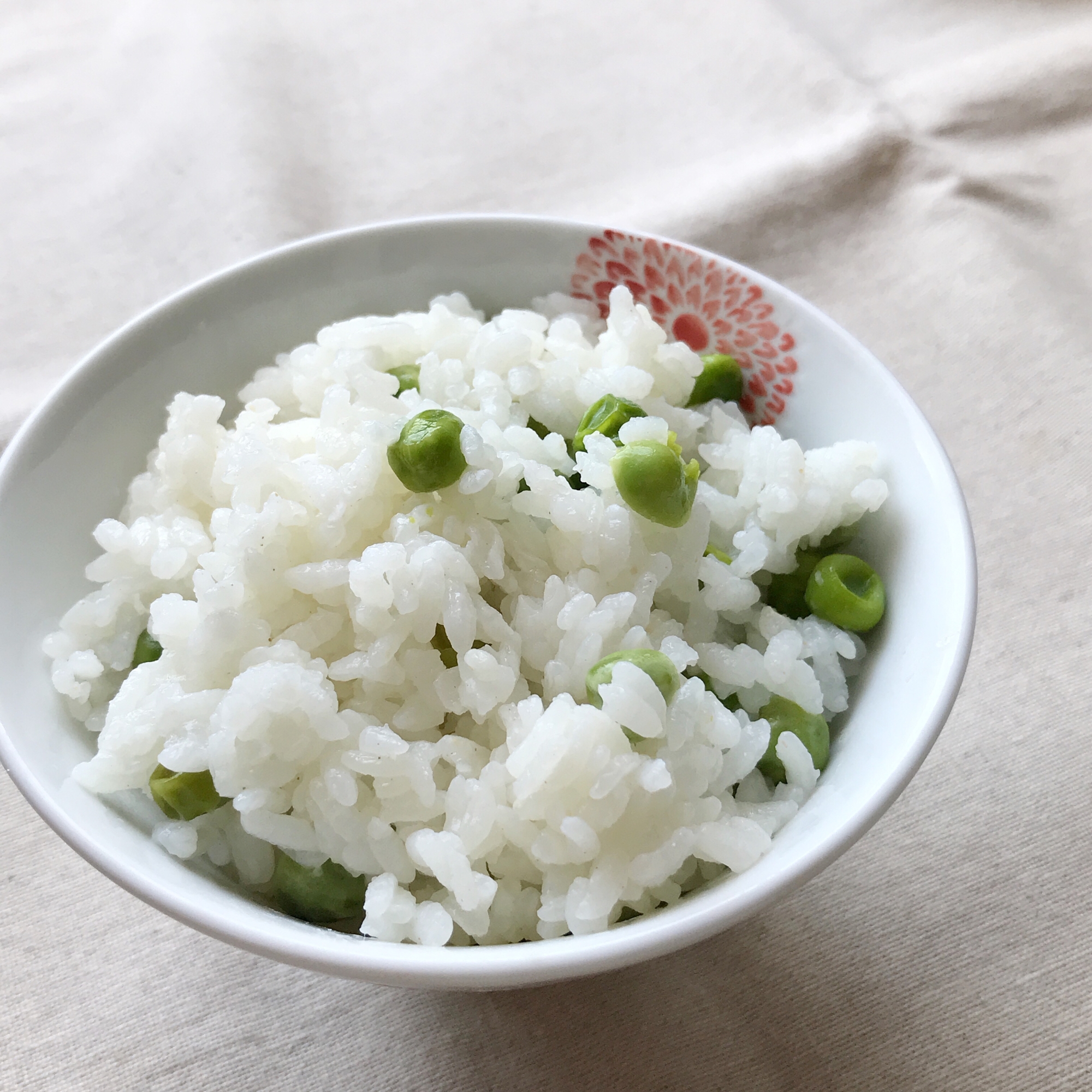 グリンピースご飯