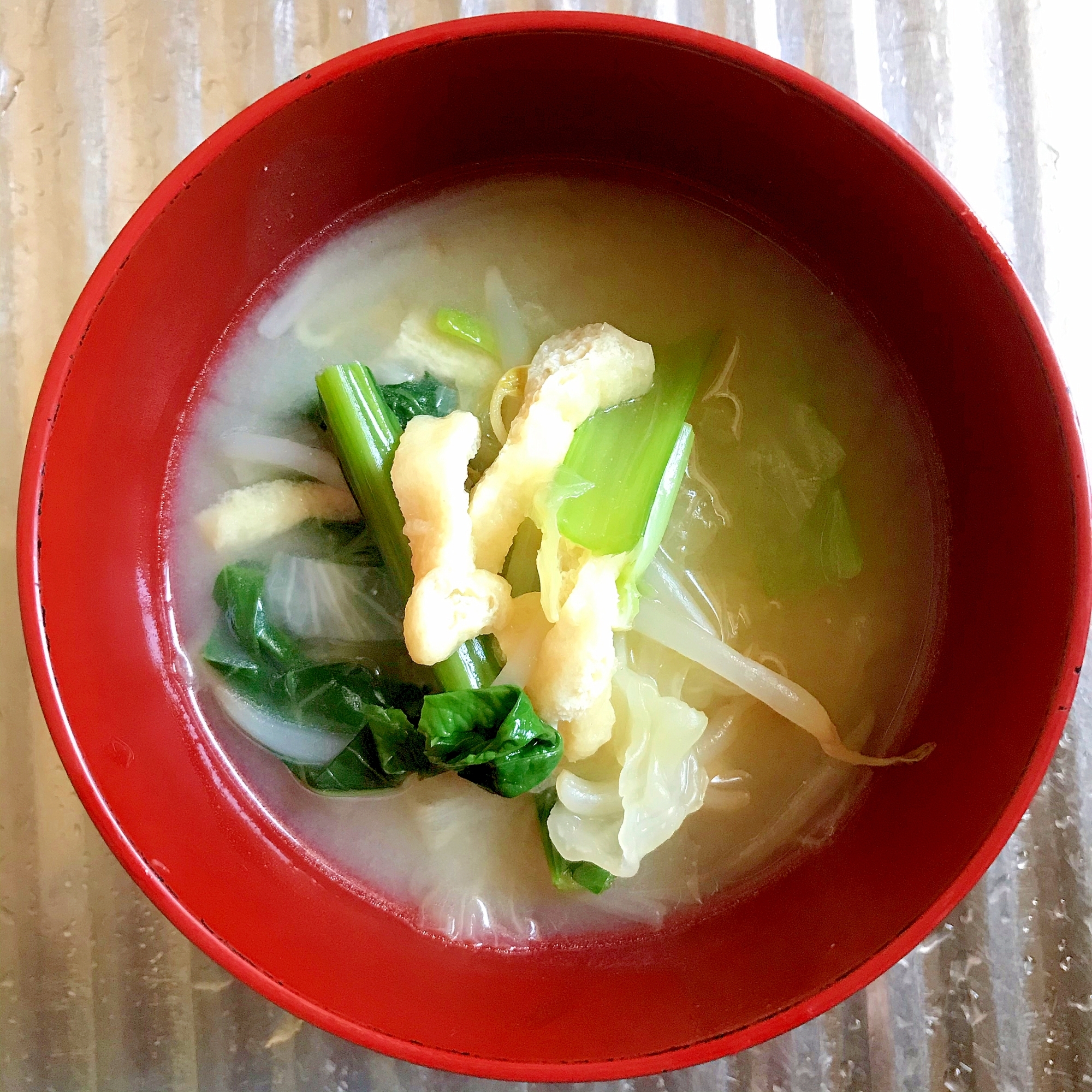 母の日の一汁といえば、油揚げの味噌汁