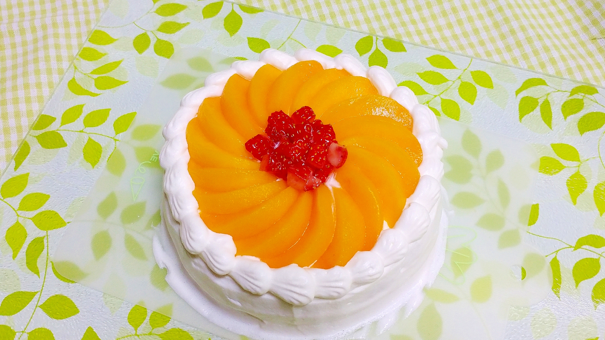 黄桃の缶詰でケーキのデコレーション レシピ 作り方 By Handmade Cute 楽天レシピ