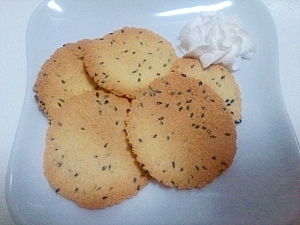 薄焼きパリパリ♪おから黒ごまクッキー(＾＾)