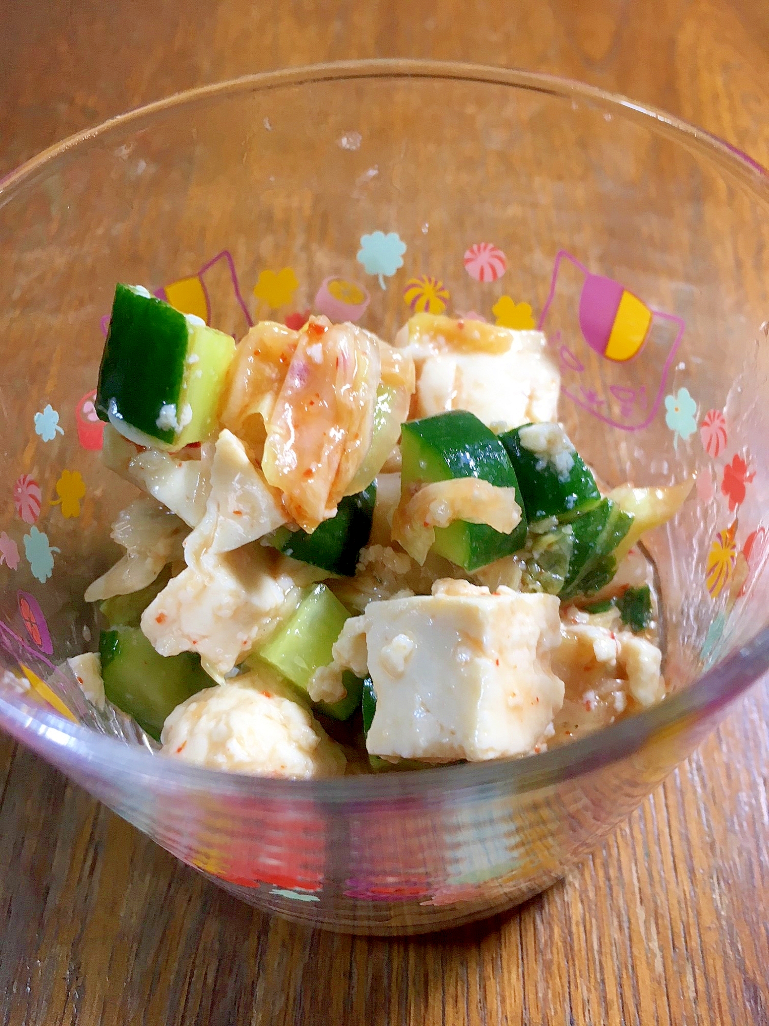 節約レシピ　豆腐とキュウリのサラダ　キムチ味