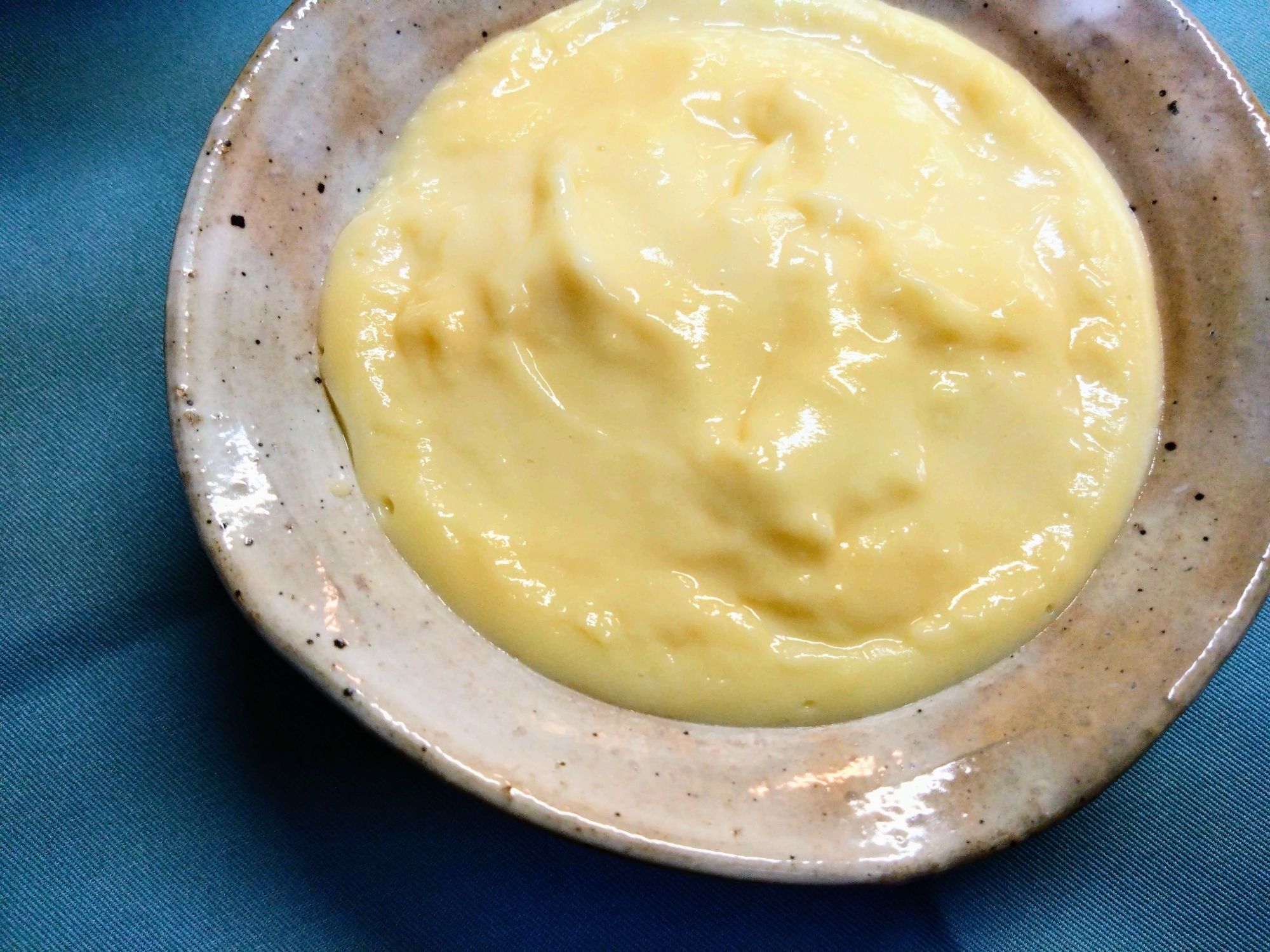 全卵のカスタードクリーム（電子レンジ使用）