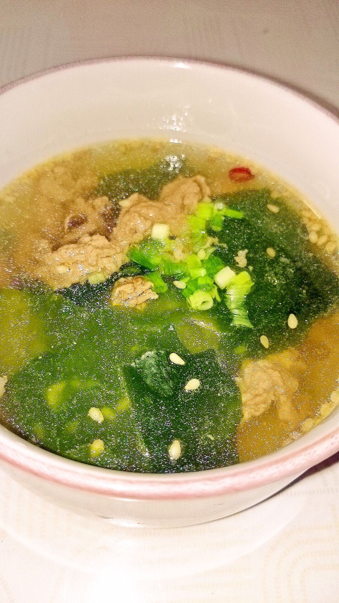 韓国風ワカメと牛肉のスープ