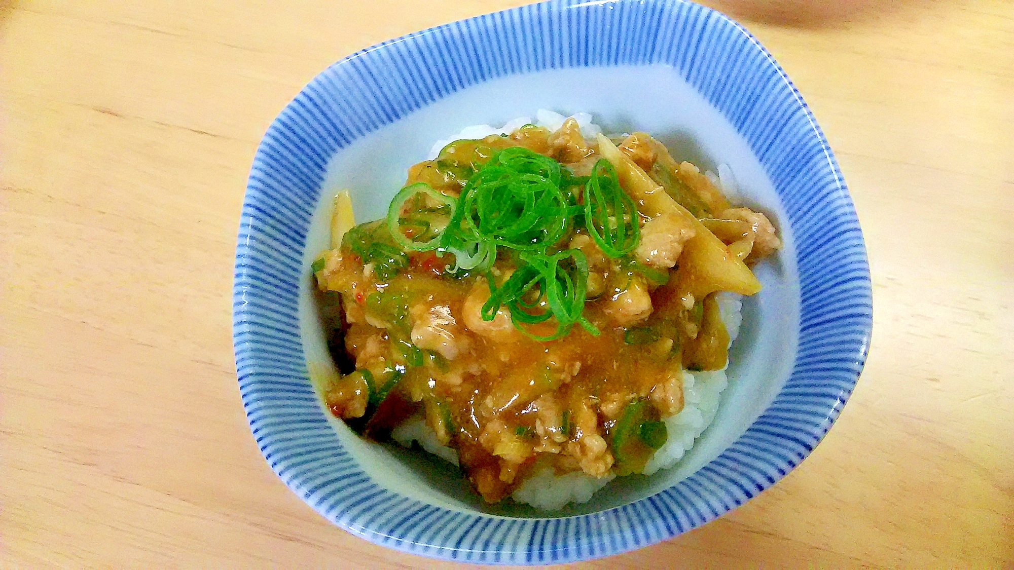 豚ひき肉とごぼうのあんかけご飯＋＋