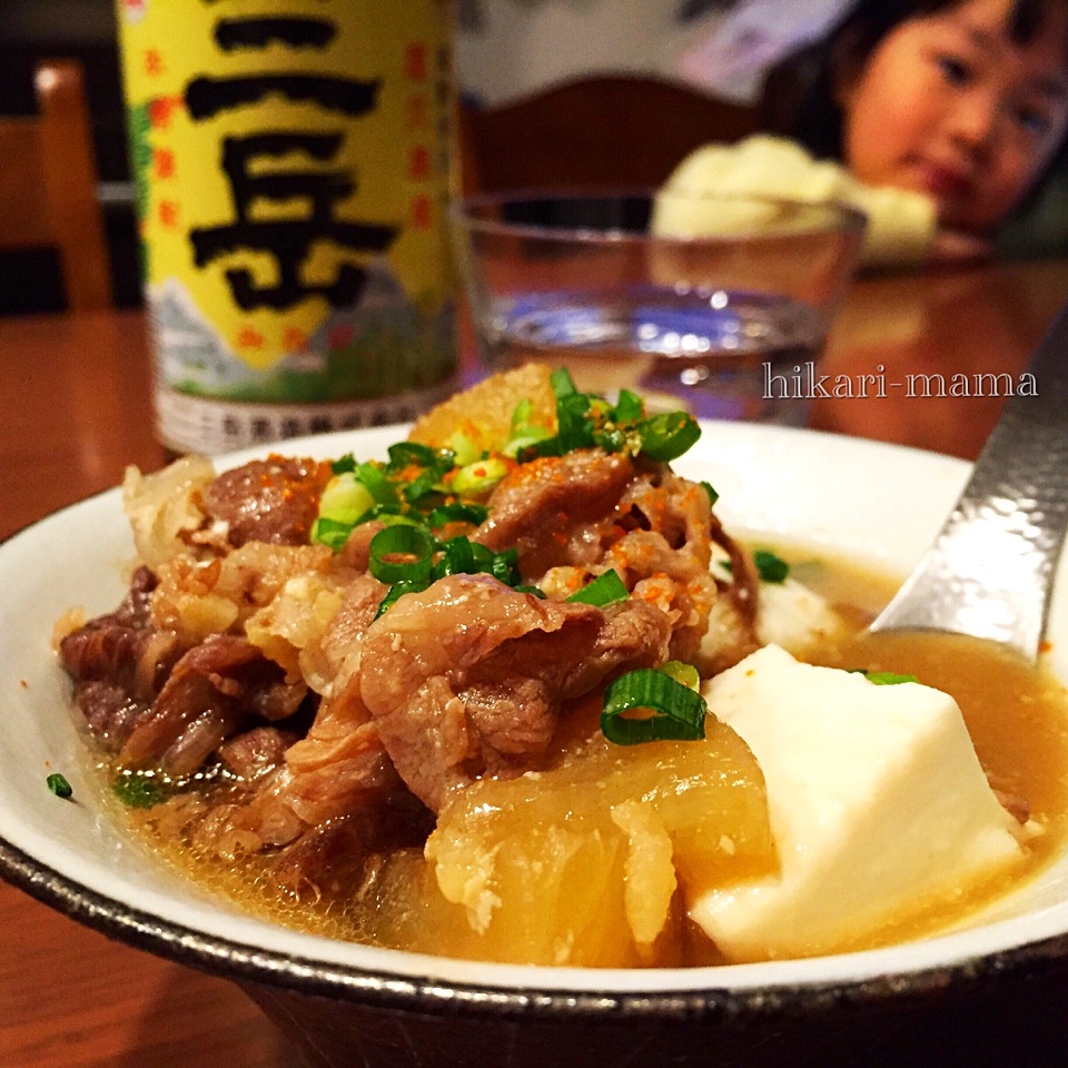 こってり味噌でお酒&ご飯が進む♡簡単熱々肉豆腐！