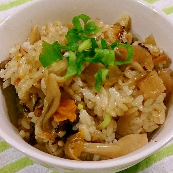 いか大根の煮汁をリメイク 圧力鍋で炊き込みご飯 レシピ 作り方 By わたこげ 楽天レシピ いか大根の煮汁をリメイク 圧力鍋で炊き込みご飯 レシピ 作り方 By わたこげ 楽天レシピ